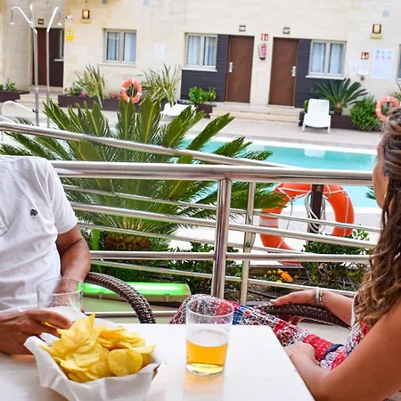 Aparthotel Novo Sancti Petri 3*