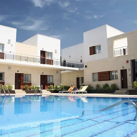 Novo Sancti Petri Apart-hotel 3*